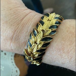 Vintage Trifari Bracelet